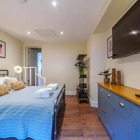 Weavers Two - Luxury For Two 펜션