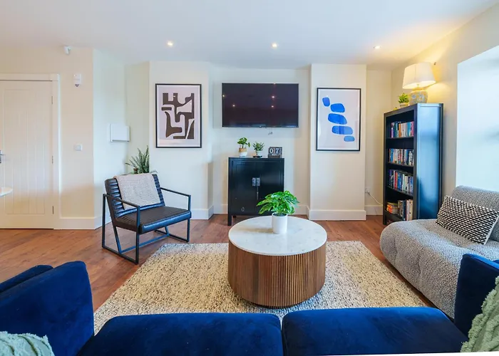 Weavers Two - Luxury For Two * Windermere