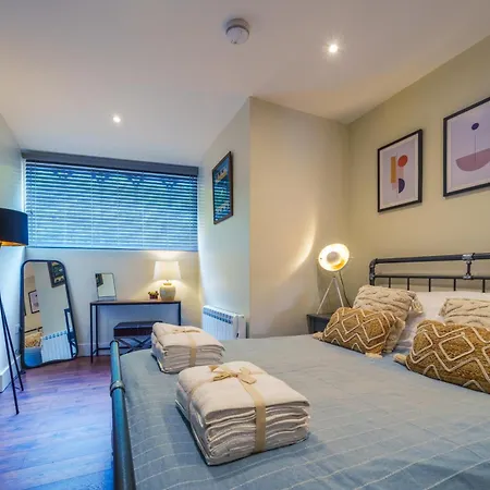 Weavers Two - Luxury For Two Holiday home *